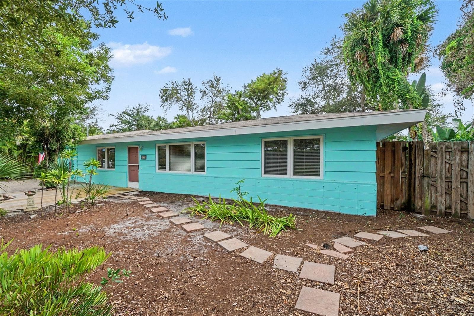 Single Family Residence at 528 RALPH ST, SARASOTA, photo 2 of 61