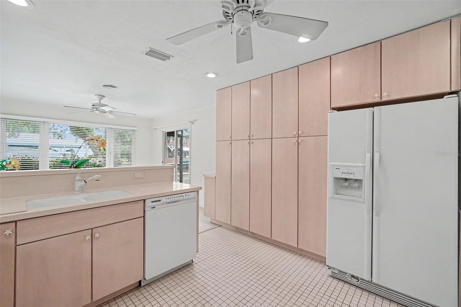 Single Family Residence at 528 RALPH ST, SARASOTA, photo 20 of 61