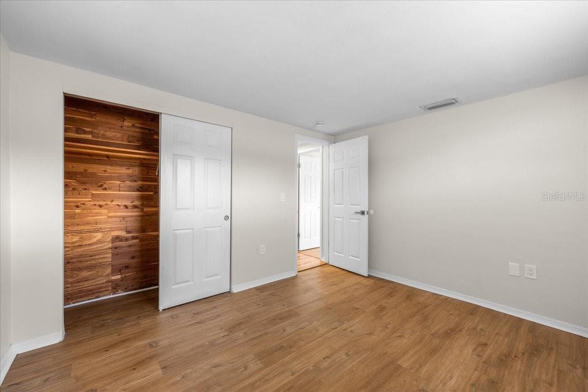 Single Family Residence at 11819 BINGHAM DR, PORT RICHEY, photo 11 of 39