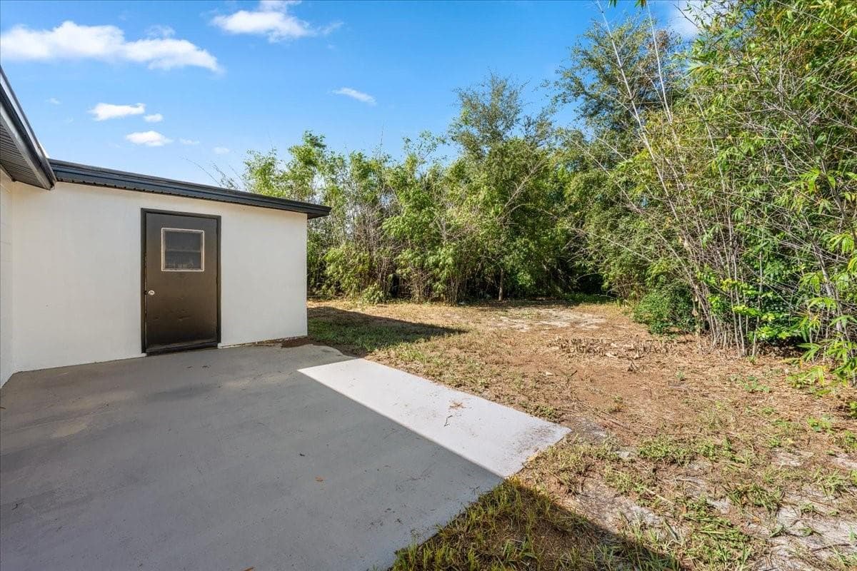 Single Family Residence at 11819 BINGHAM DR, PORT RICHEY, photo 37 of 39
