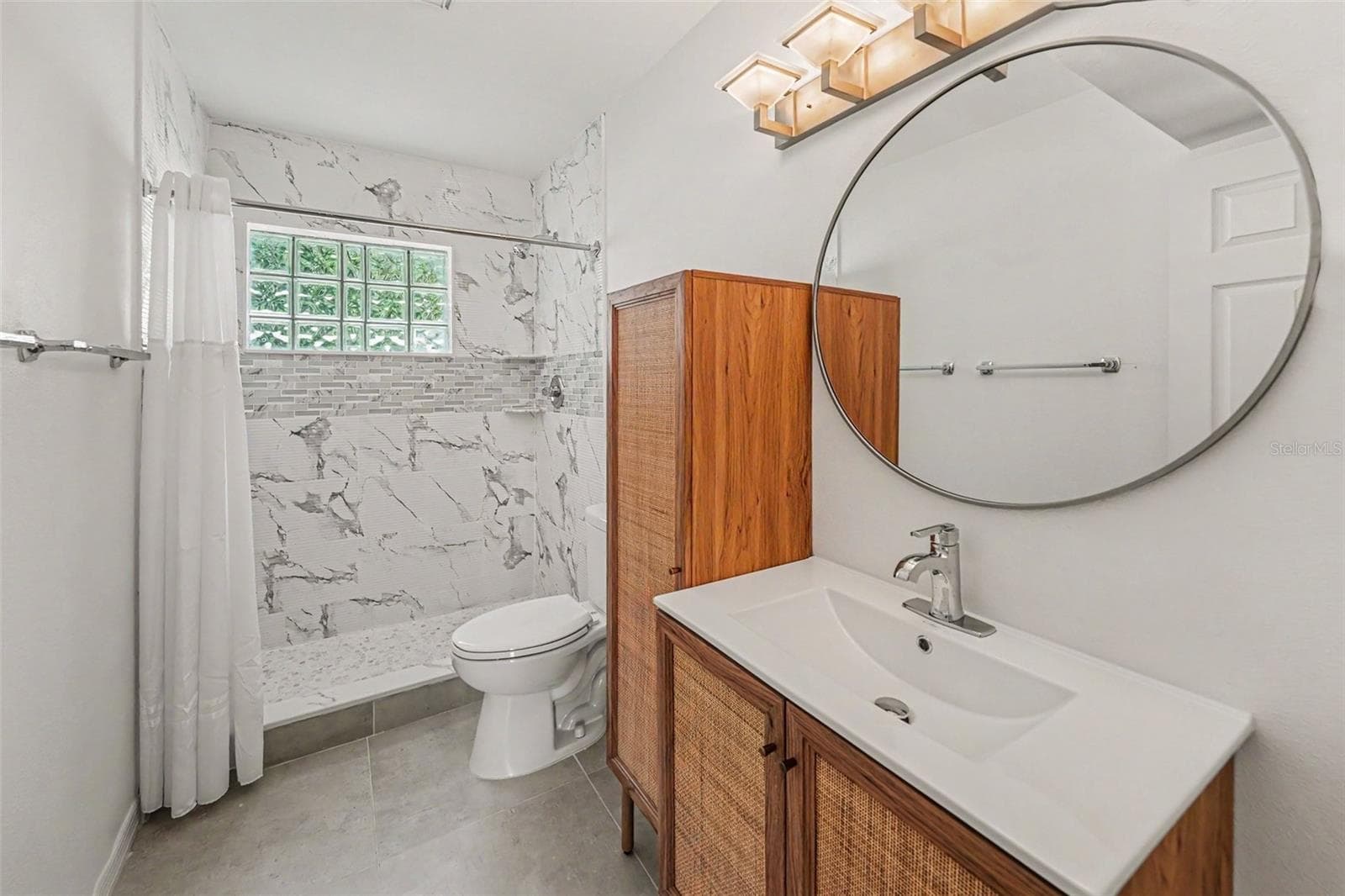 Single Family Residence at 3936 E EDEN ROC CIR #1, TAMPA, photo 20 of 31
