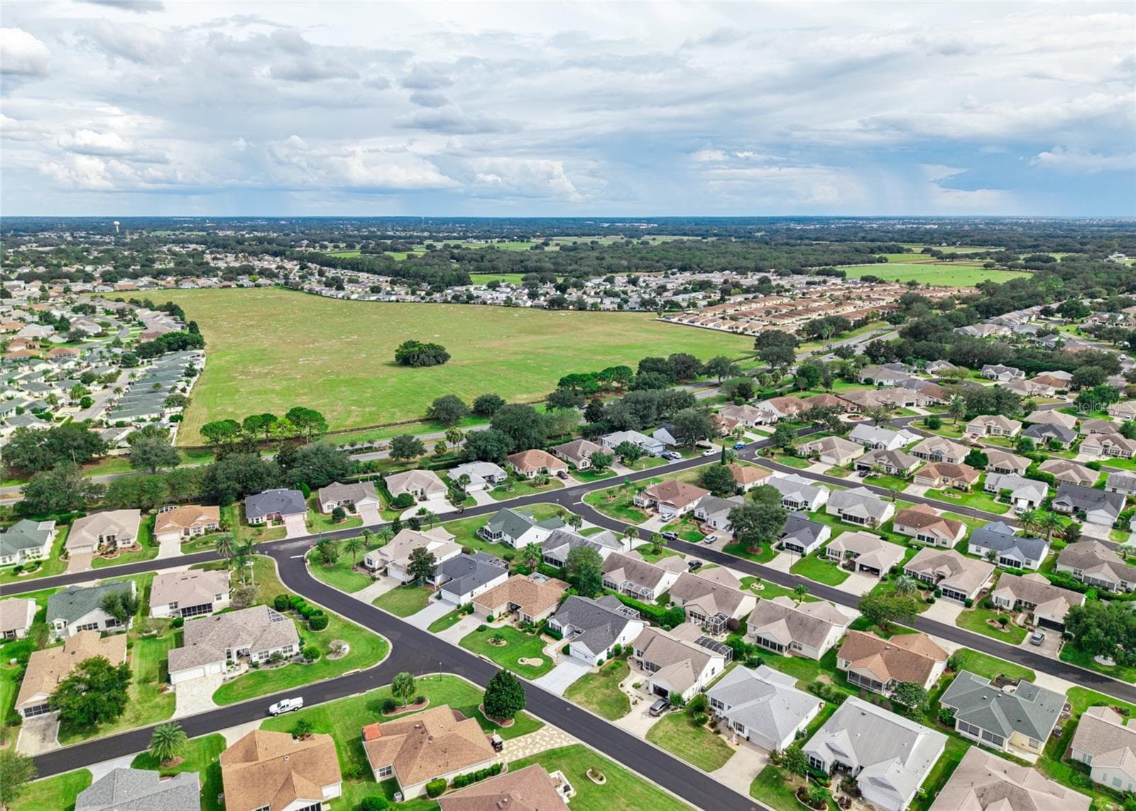 Single Family Residence at 3001 GLENWOOD PL, THE VILLAGES, photo 43 of 44