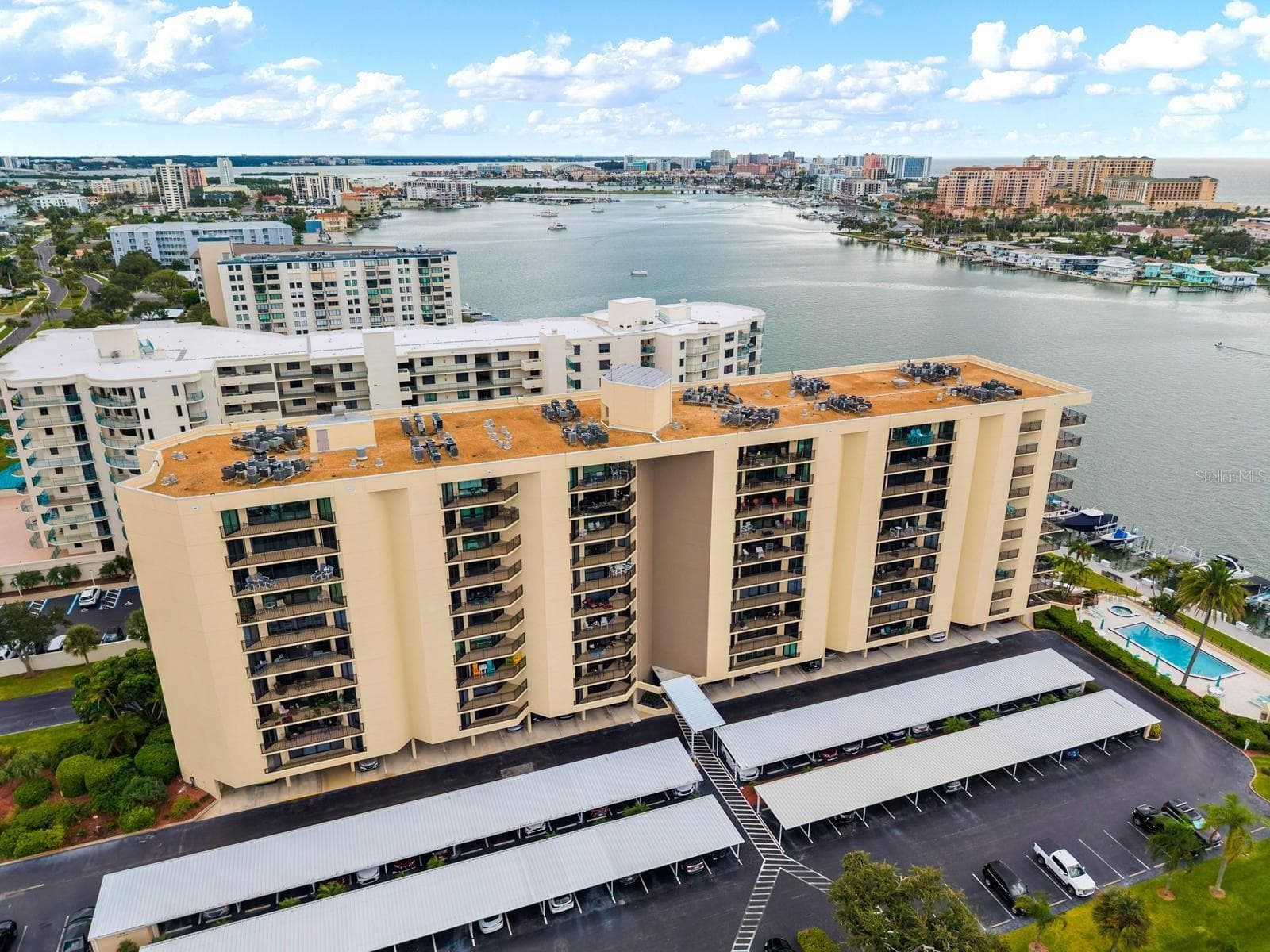 Condominium at 690 ISLAND WAY #912, CLEARWATER, photo 35 of 52