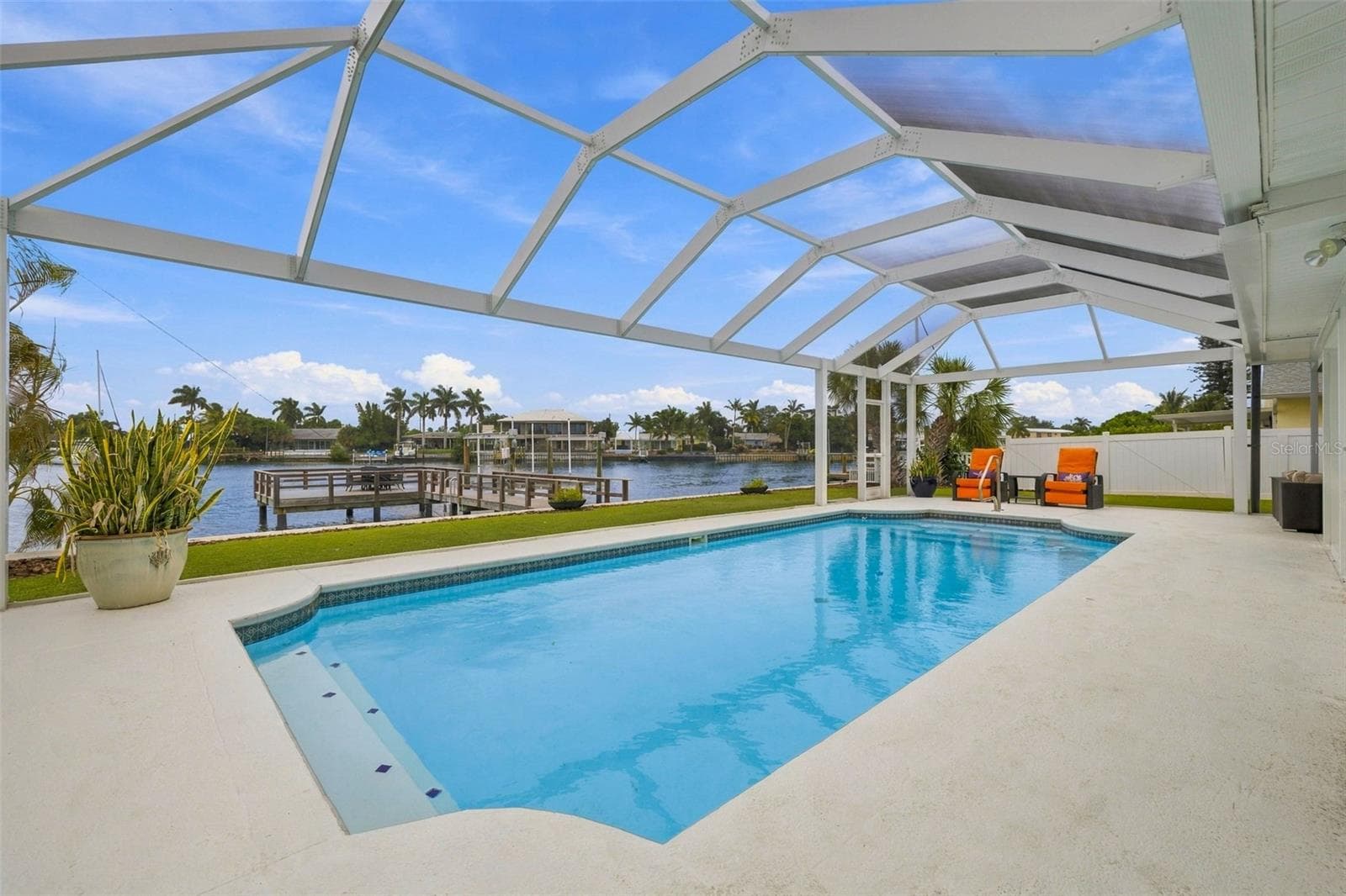 Single Family Residence at 2440 S SHORE DR SE, ST PETERSBURG, photo 46 of 75