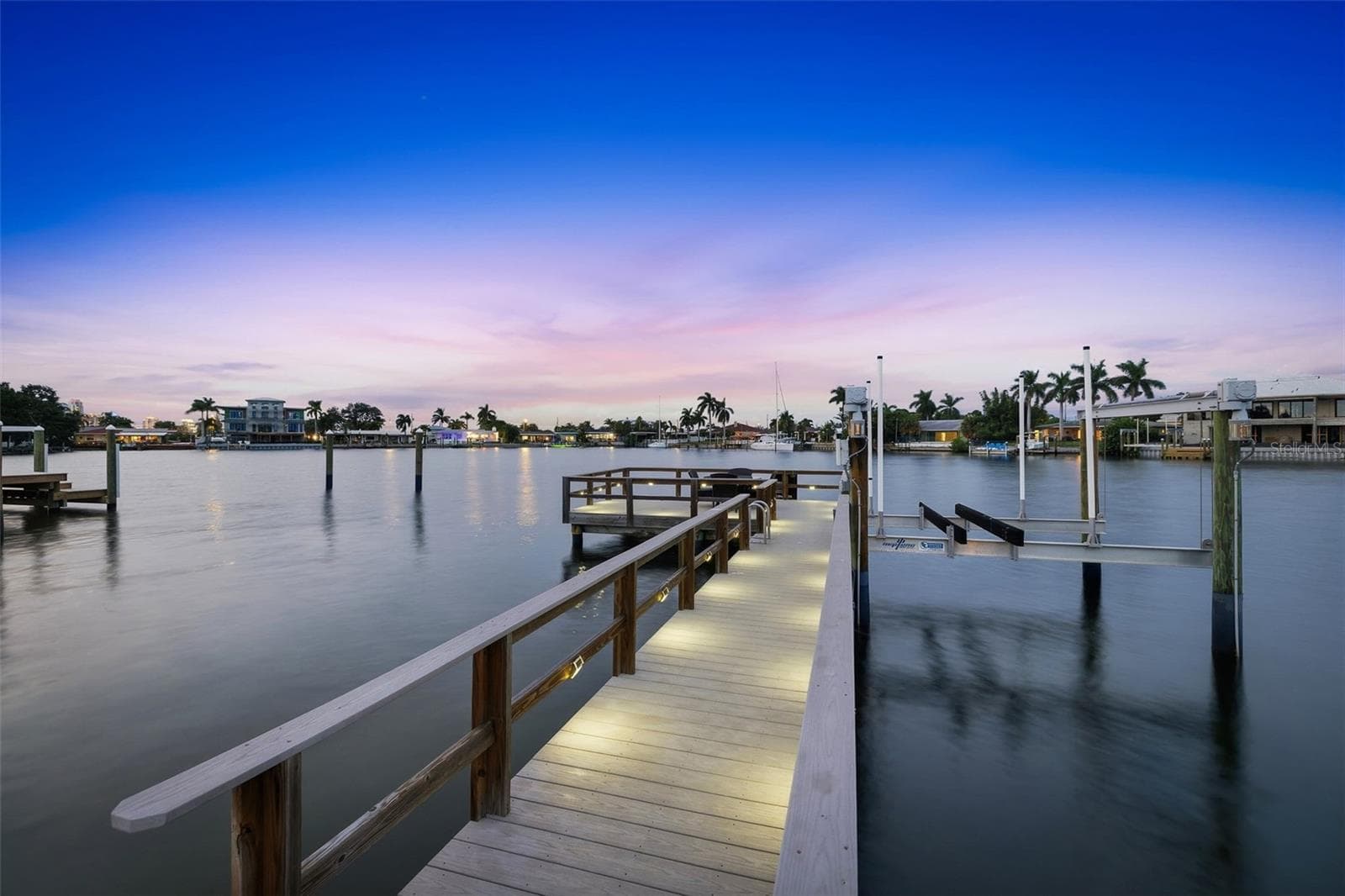 Single Family Residence at 2440 S SHORE DR SE, ST PETERSBURG, photo 50 of 75
