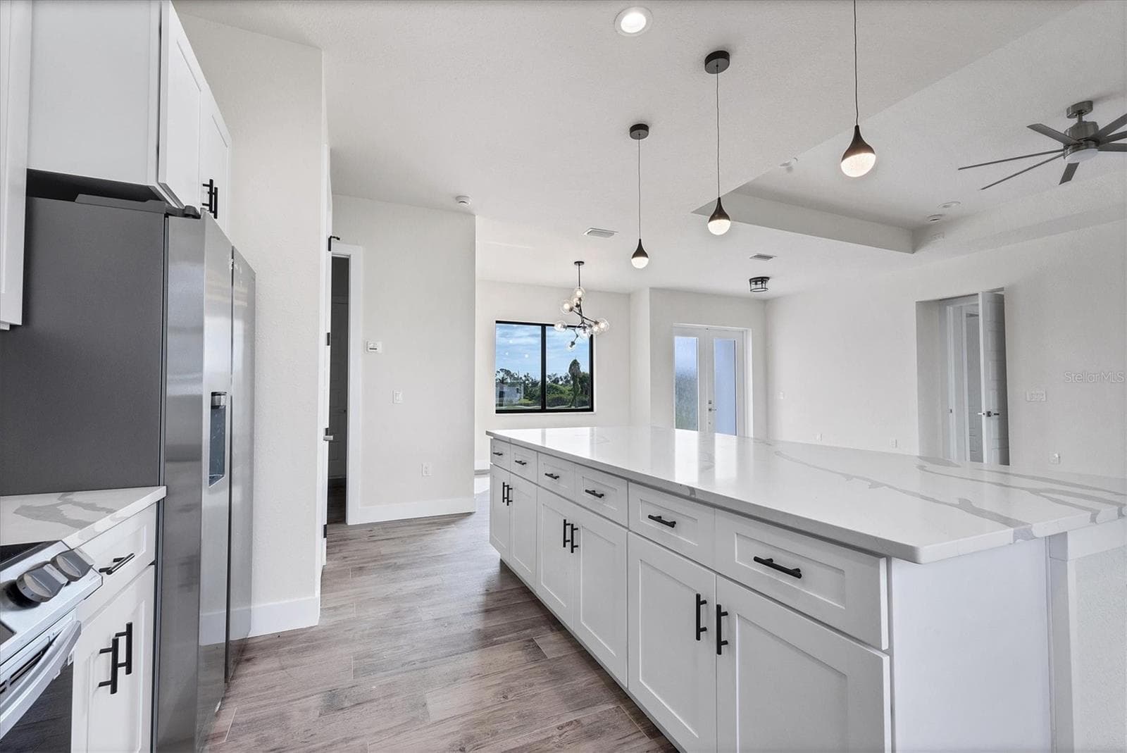 Single Family Residence at 200 REDWOOD RD, ROTONDA WEST, photo 8 of 30
