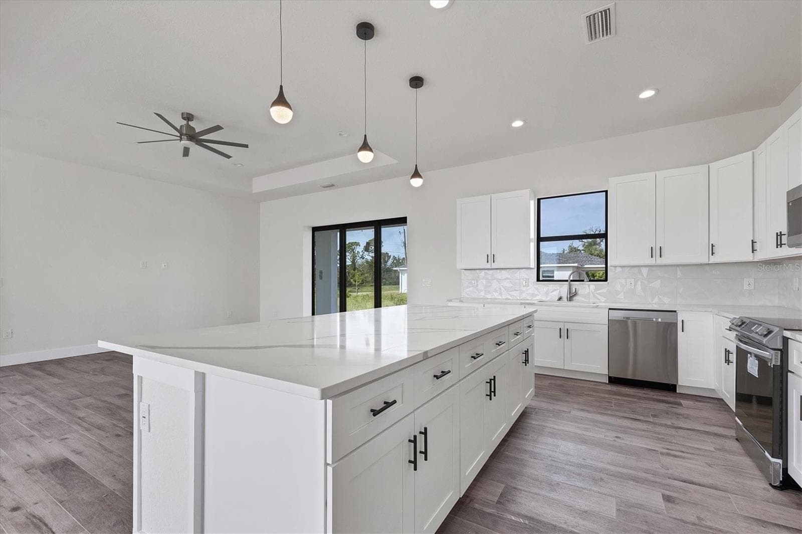 Single Family Residence at 200 REDWOOD RD, ROTONDA WEST, photo 9 of 30