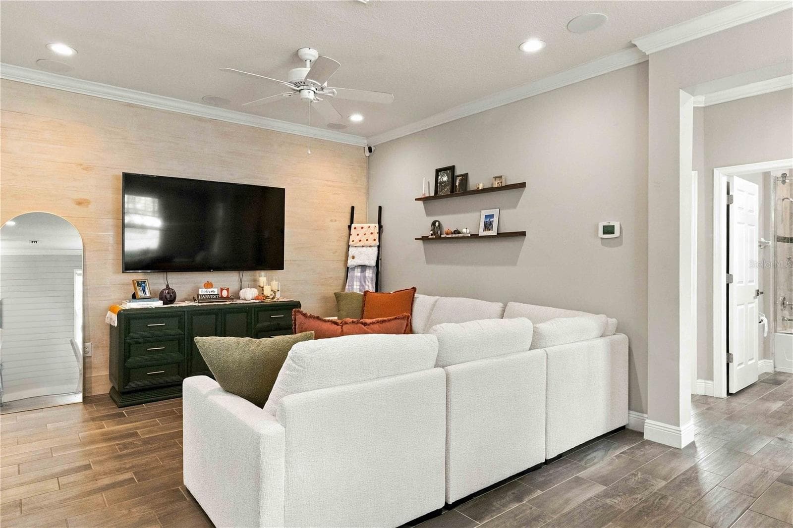 Townhouse at 2117 LAKE WATERS PL, LUTZ, photo 6 of 59