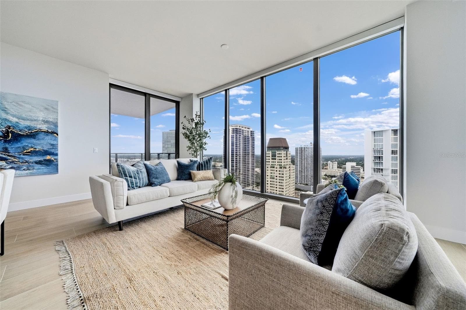 Family Room City View - 301 1ST ST S #3104, ST PETERSBURG