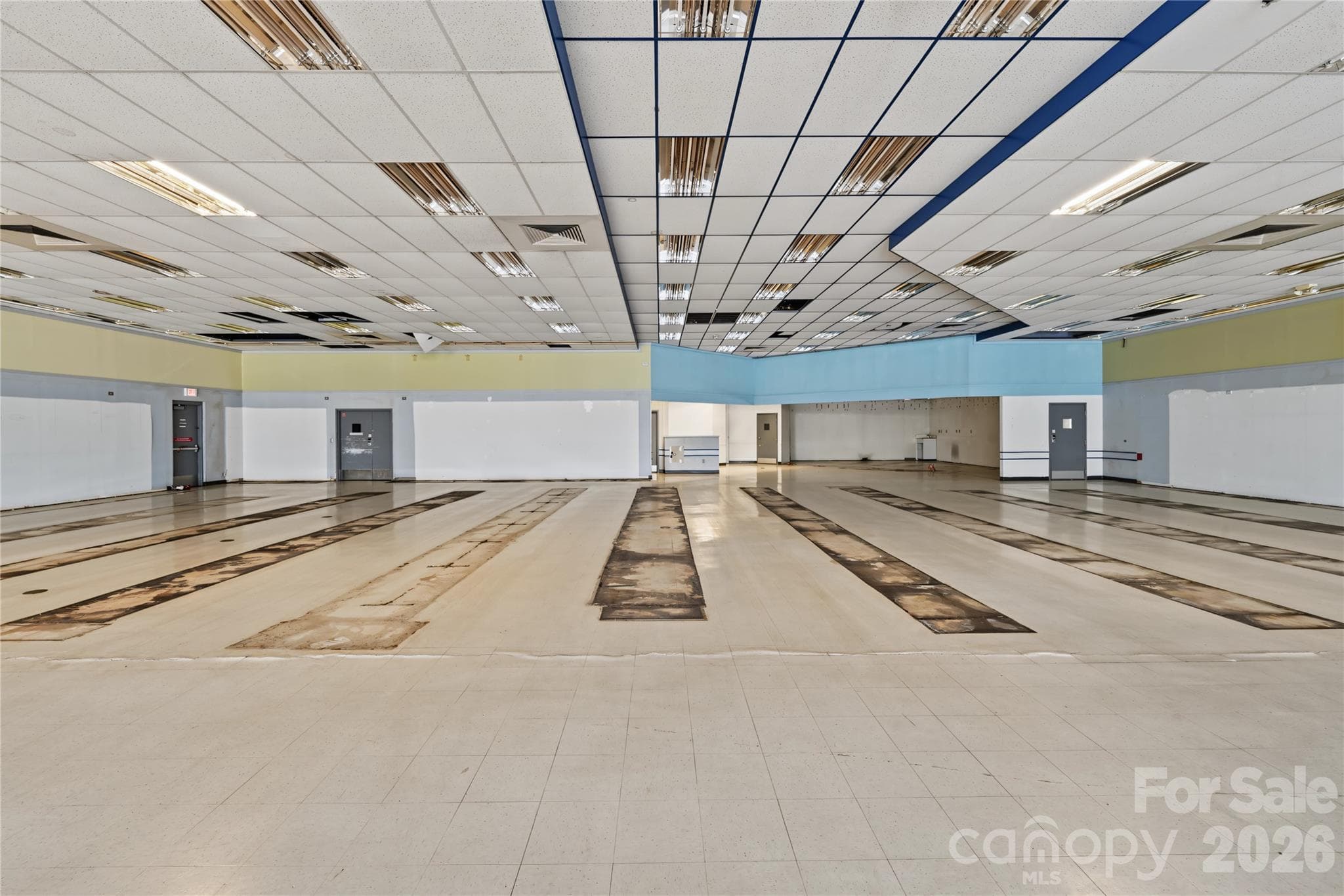 Retail at 110 W Garrison Boulevard, Gastonia, photo 11 of 29