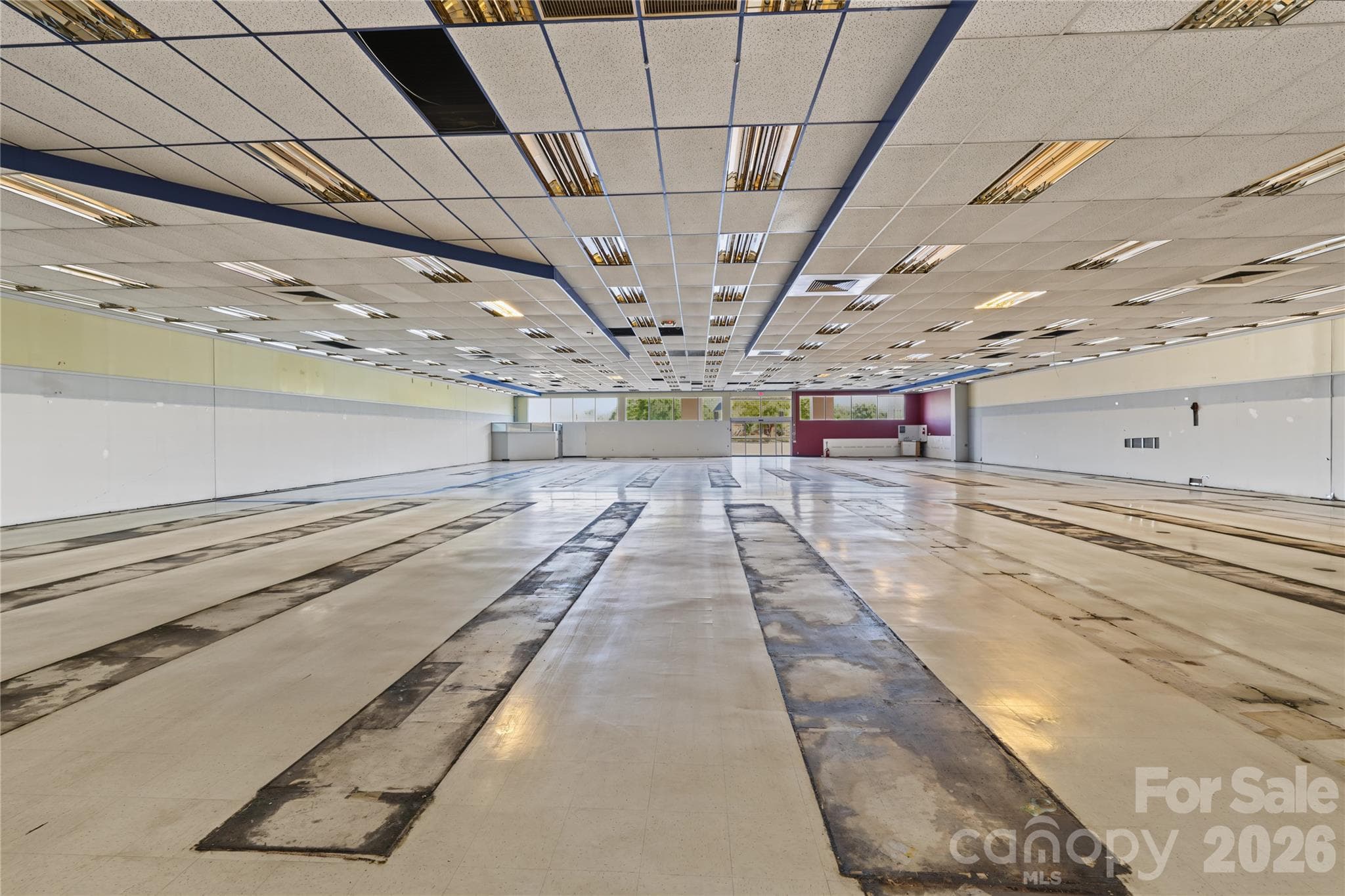 Retail at 110 W Garrison Boulevard, Gastonia, photo 20 of 29