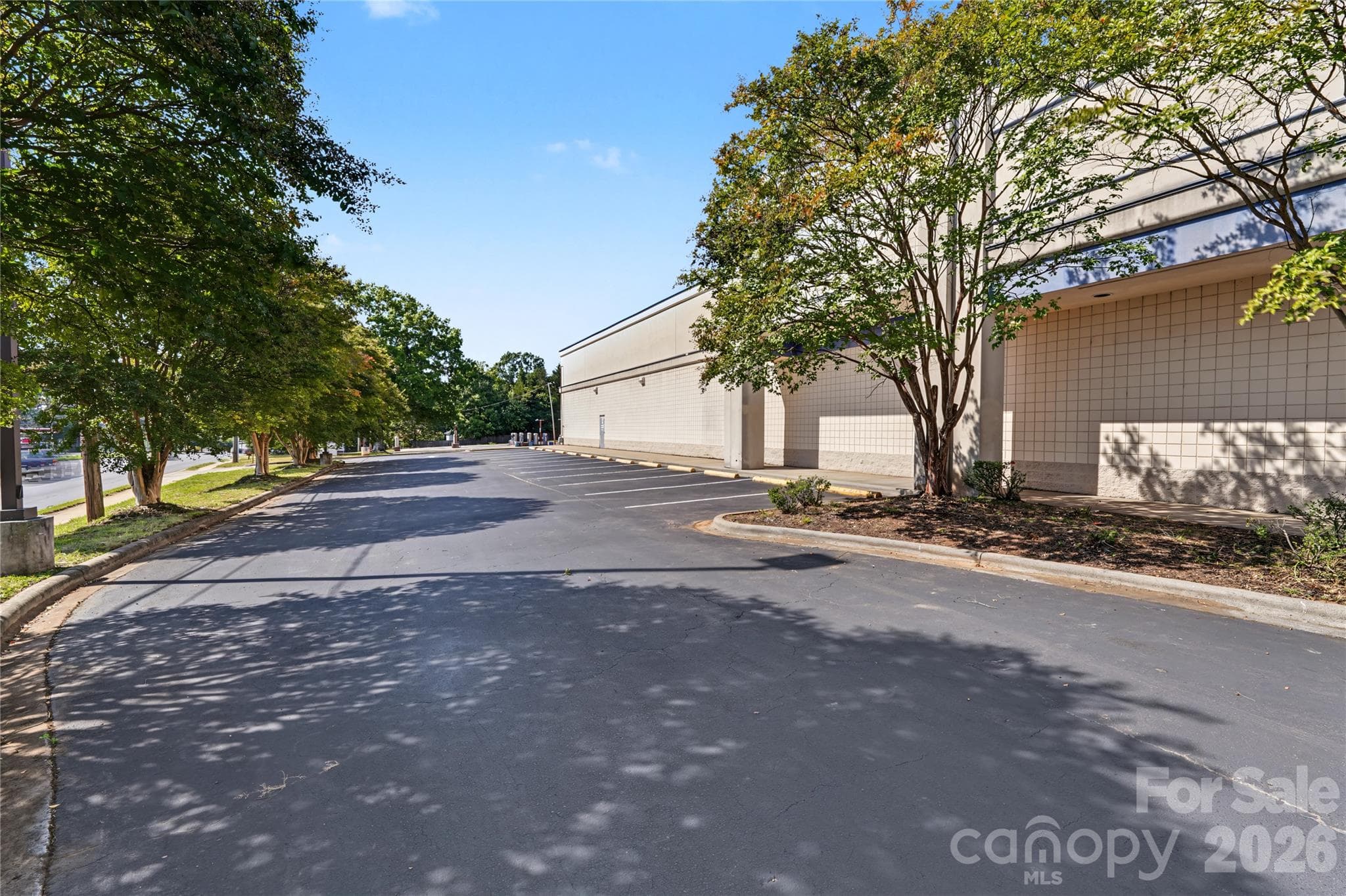 Retail at 110 W Garrison Boulevard, Gastonia, photo 23 of 29
