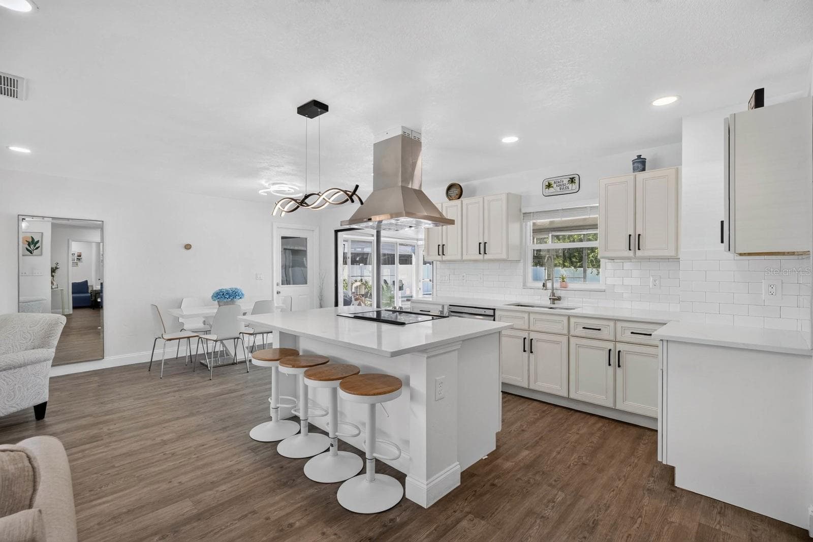 Single Family Residence at 11 FERRIS LN, PALM COAST, photo 5 of 44