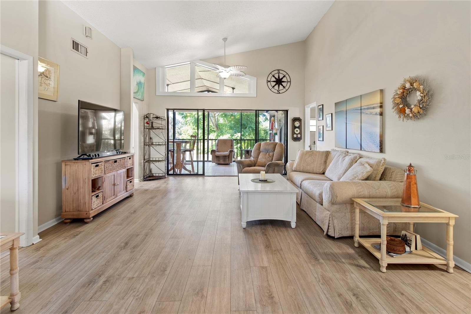 Condominium at 4640 RED MAPLE RD #1208, BRADENTON, photo 13 of 44