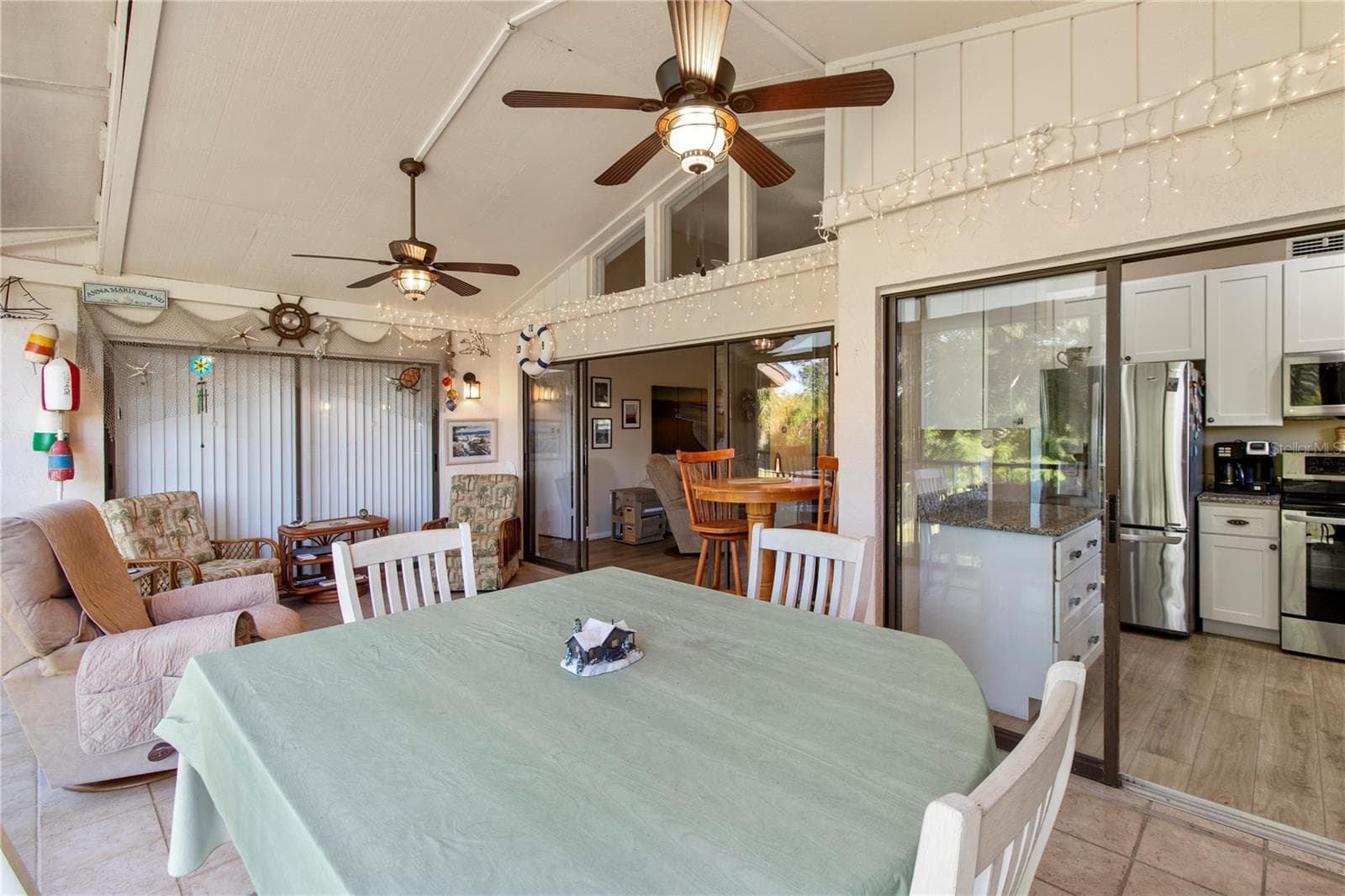 Condominium at 4640 RED MAPLE RD #1208, BRADENTON, photo 19 of 44