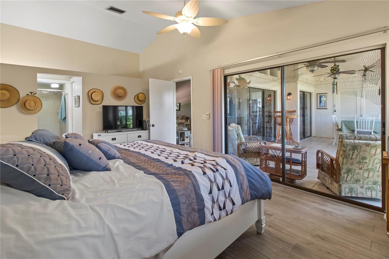 Condominium at 4640 RED MAPLE RD #1208, BRADENTON, photo 27 of 44