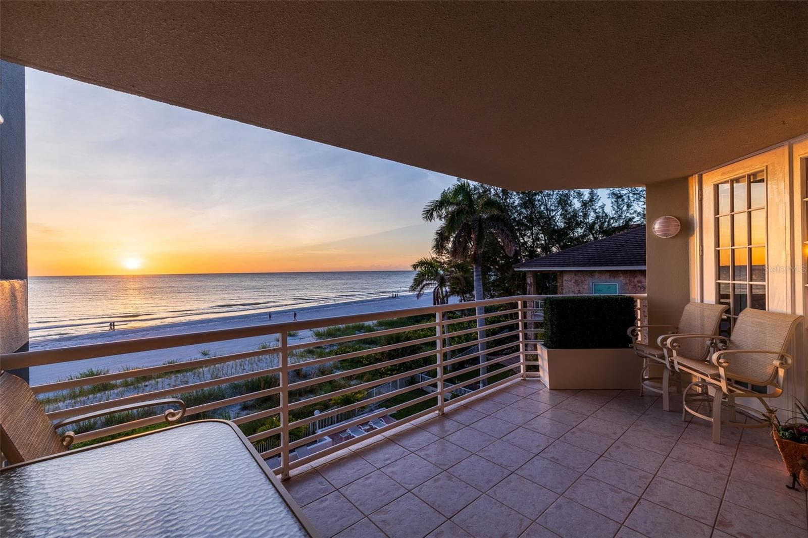 Gulf views from your living room balcony - 19616 GULF BLVD #302, INDIAN SHORES