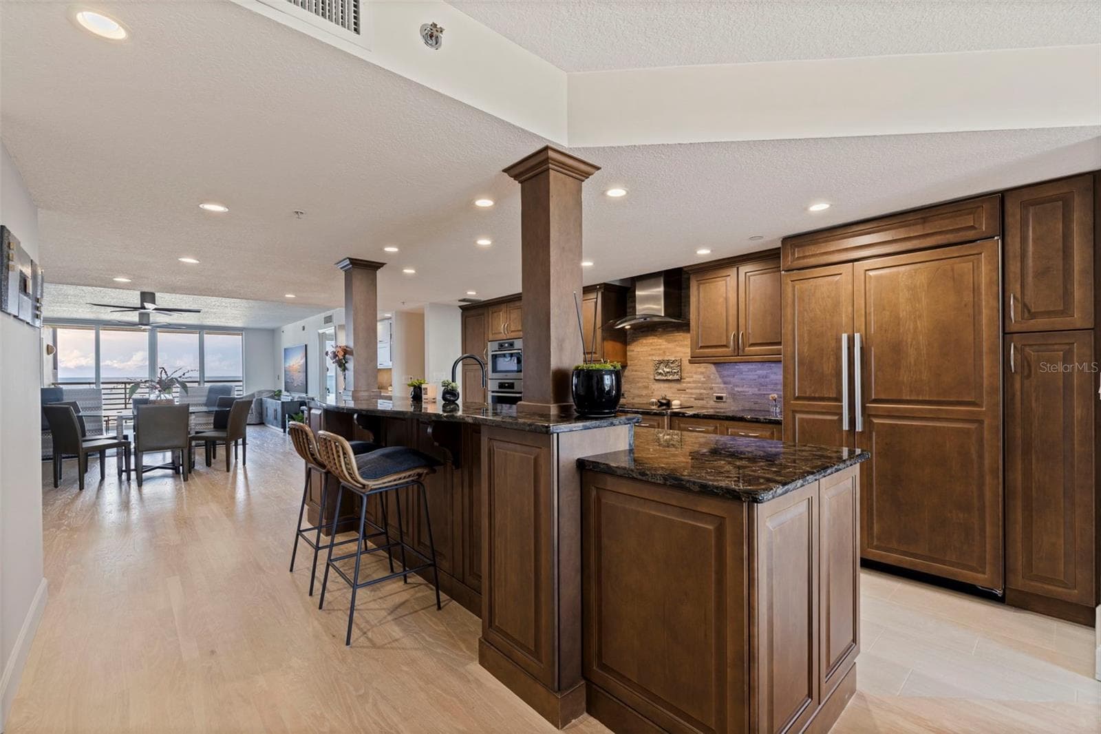 Kitchen and dining area with Gulf view - 19616 GULF BLVD #302, INDIAN SHORES