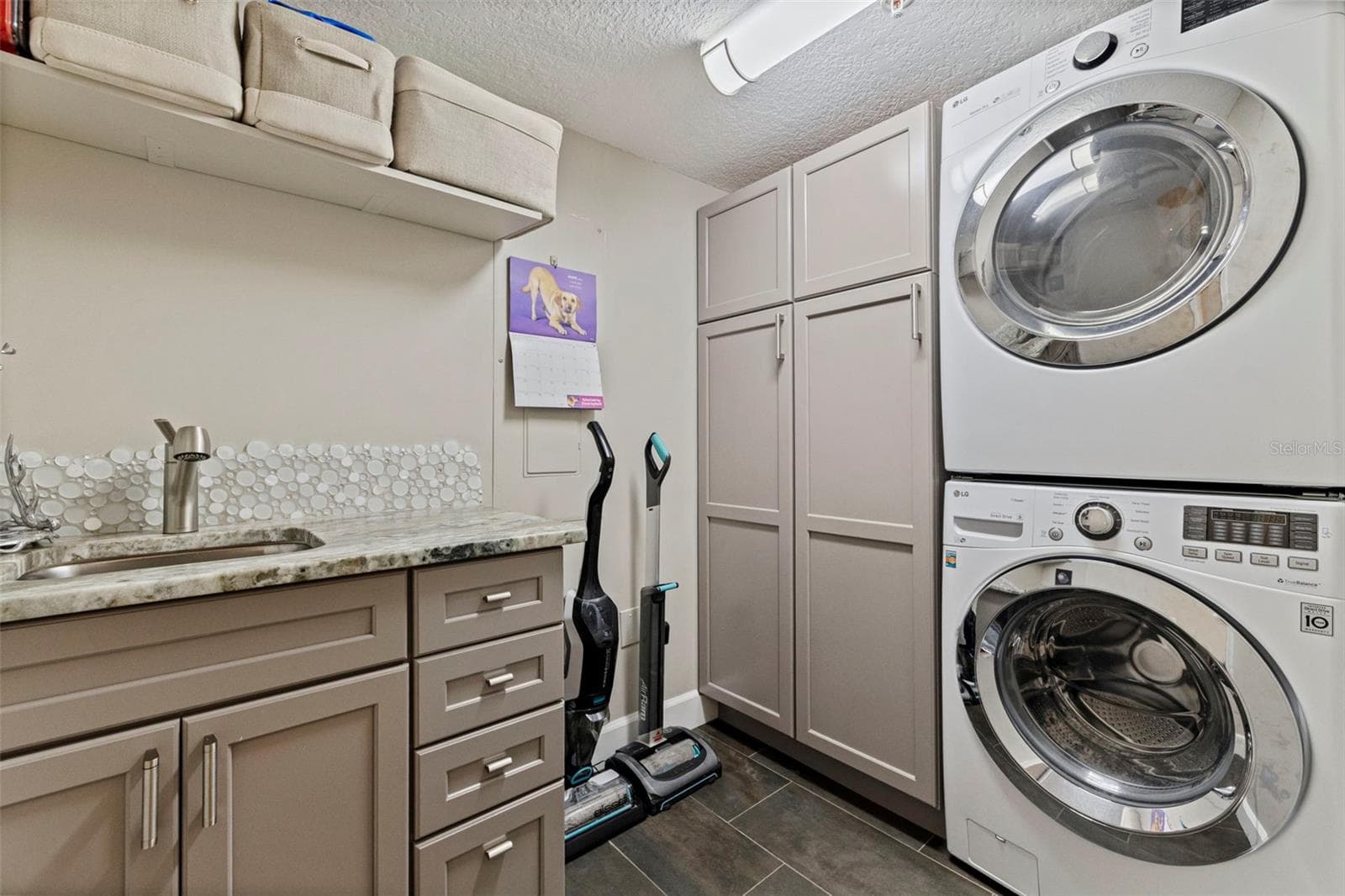 Laundry room - 19616 GULF BLVD #302, INDIAN SHORES
