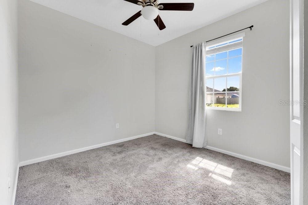 Single Family Residence at 2570 WADEVIEW LOOP, ST CLOUD, photo 14 of 29