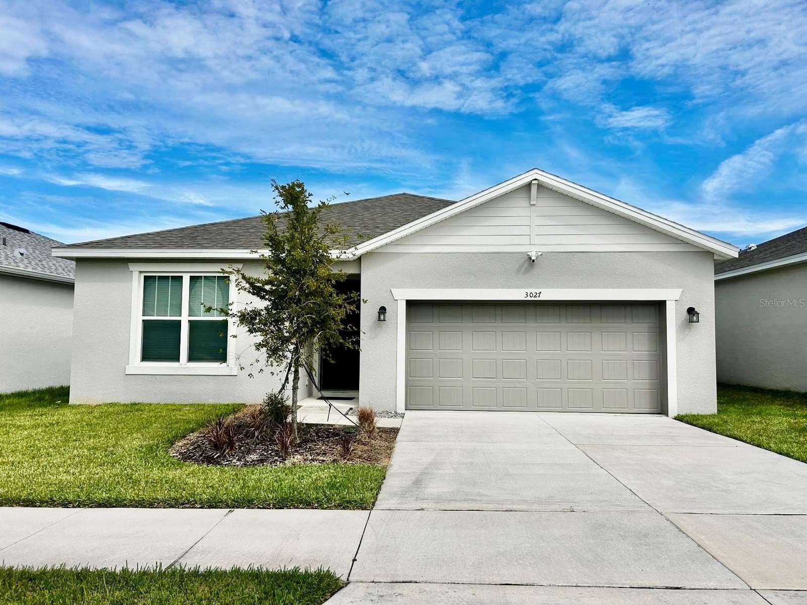 Single Family Residence at 3027 NORCOTT DR, DAVENPORT