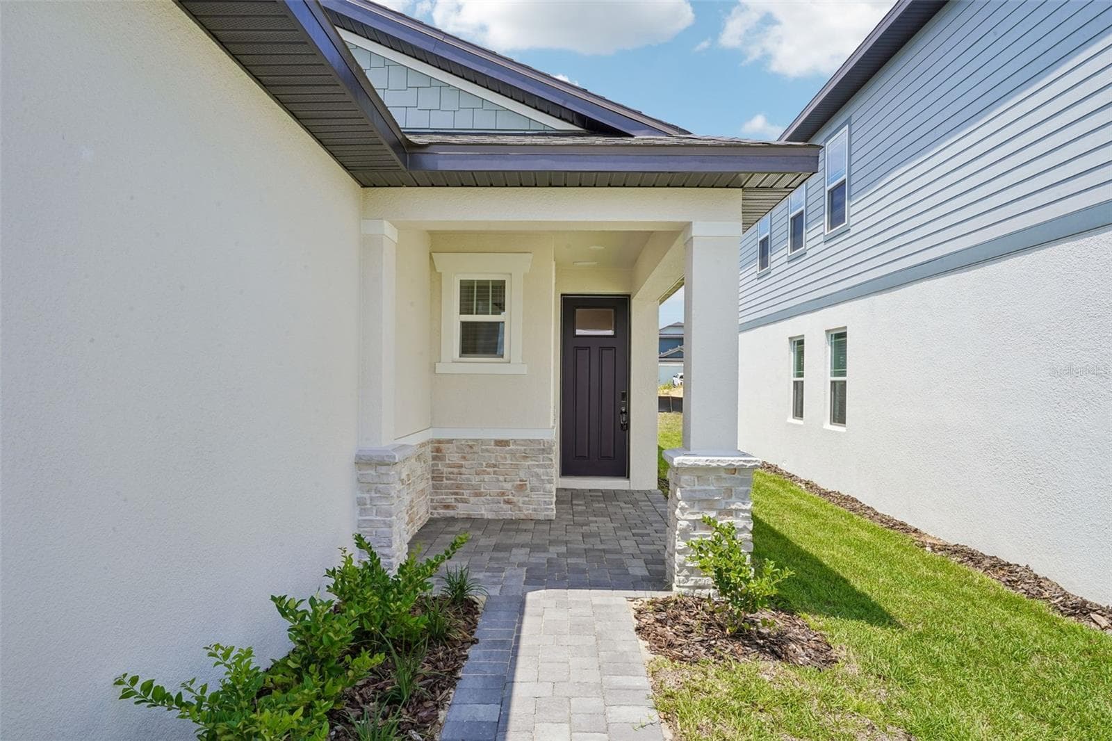 Single Family Residence at 2202 WILDBERRY WAY WAY, MINNEOLA, photo 4 of 37