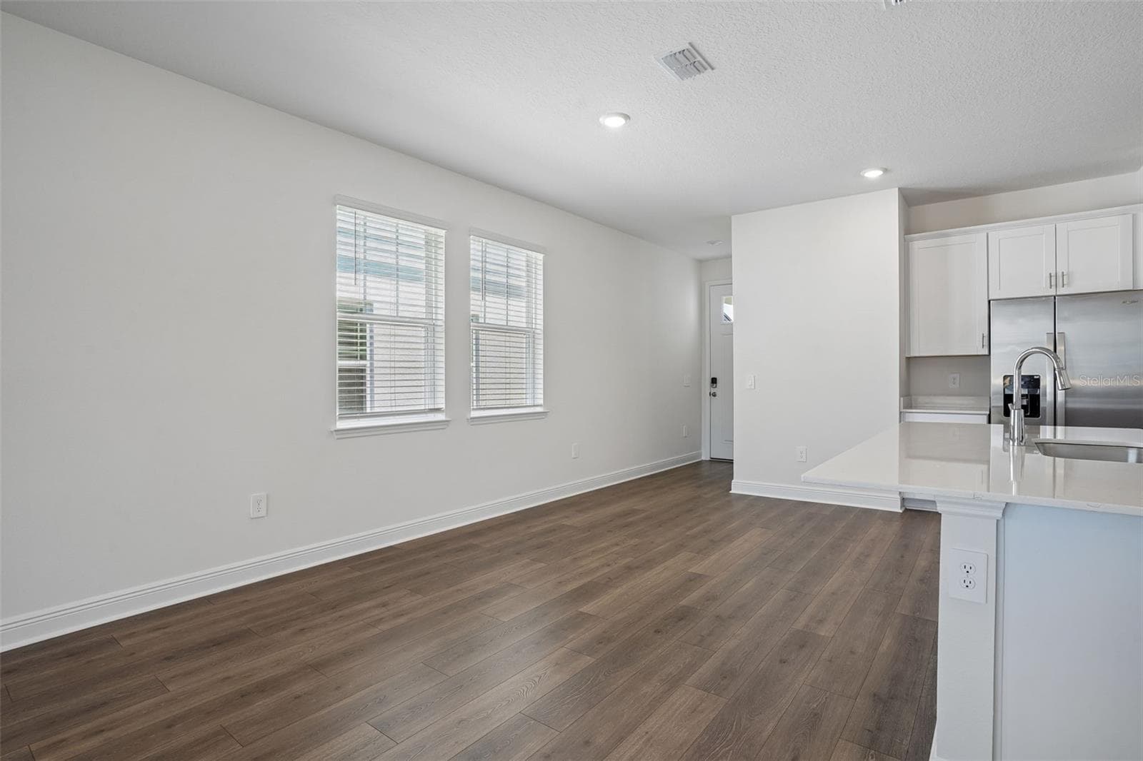 Single Family Residence at 2202 WILDBERRY WAY WAY, MINNEOLA, photo 7 of 37