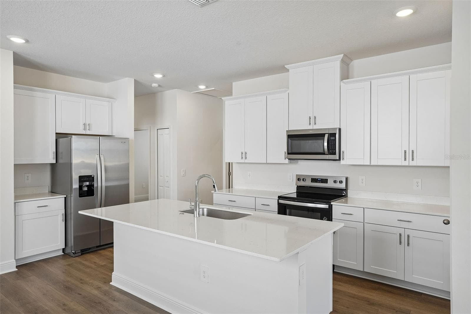 Single Family Residence at 2202 WILDBERRY WAY WAY, MINNEOLA, photo 12 of 37