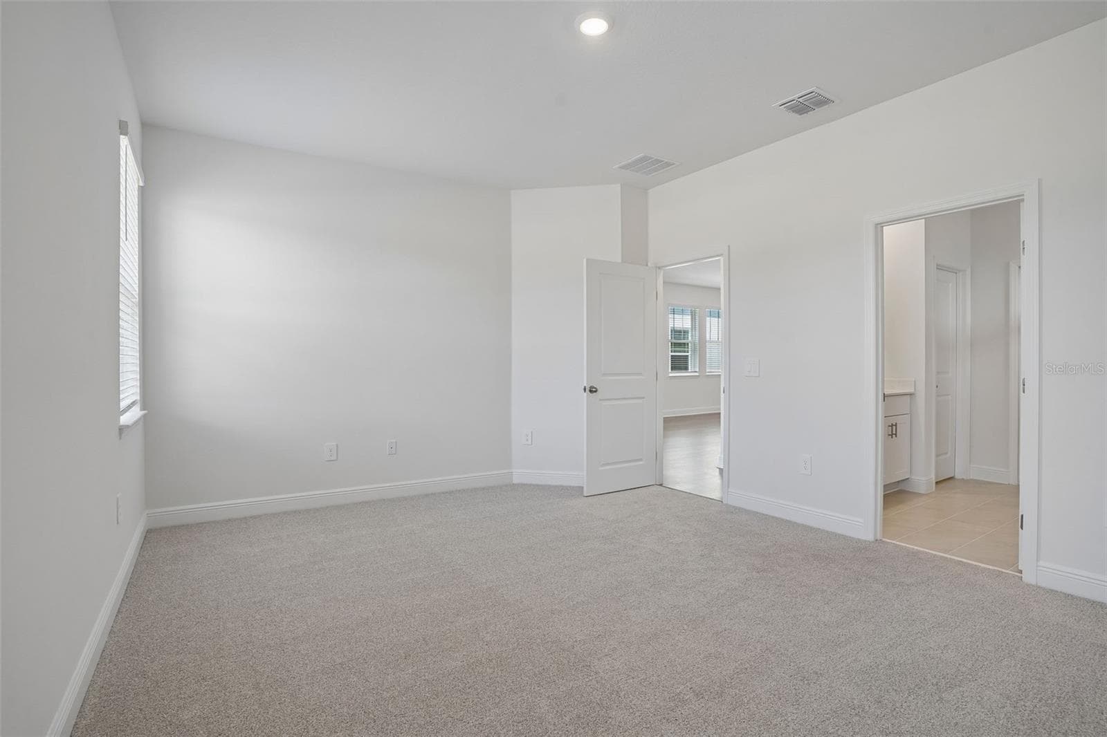 Single Family Residence at 2202 WILDBERRY WAY WAY, MINNEOLA, photo 18 of 37