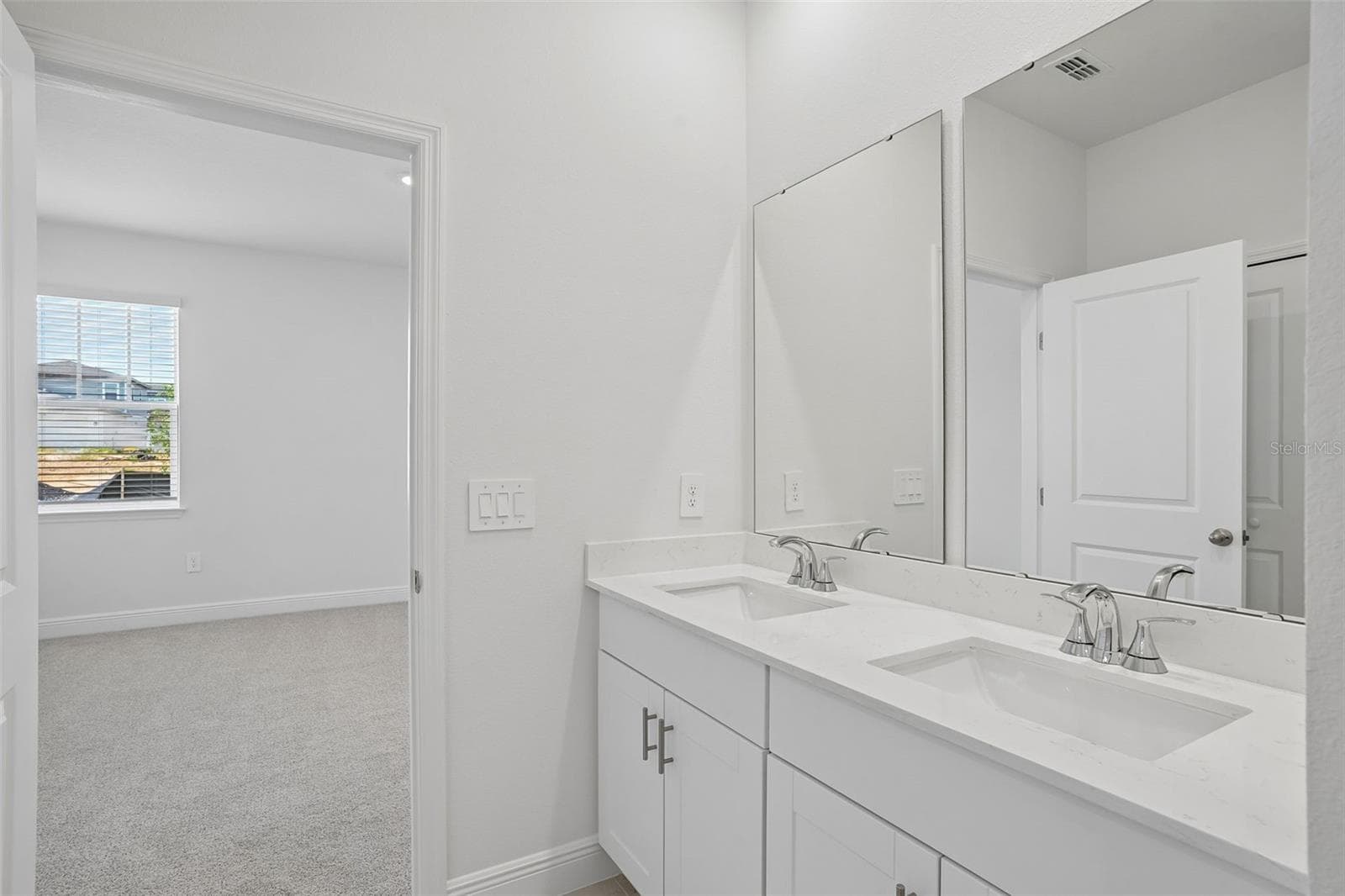 Single Family Residence at 2202 WILDBERRY WAY WAY, MINNEOLA, photo 21 of 37