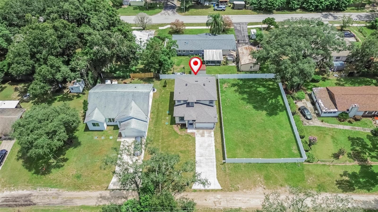 Single Family Residence at 11521 HIGDON DR, THONOTOSASSA, photo 2 of 42