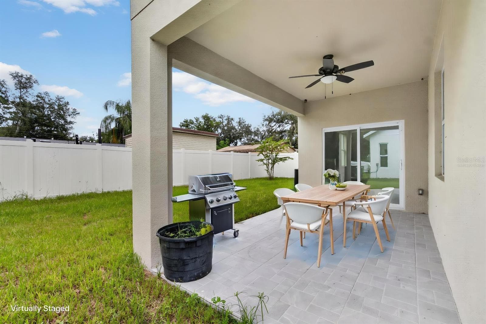 virtually staged - 11521 HIGDON DR, THONOTOSASSA