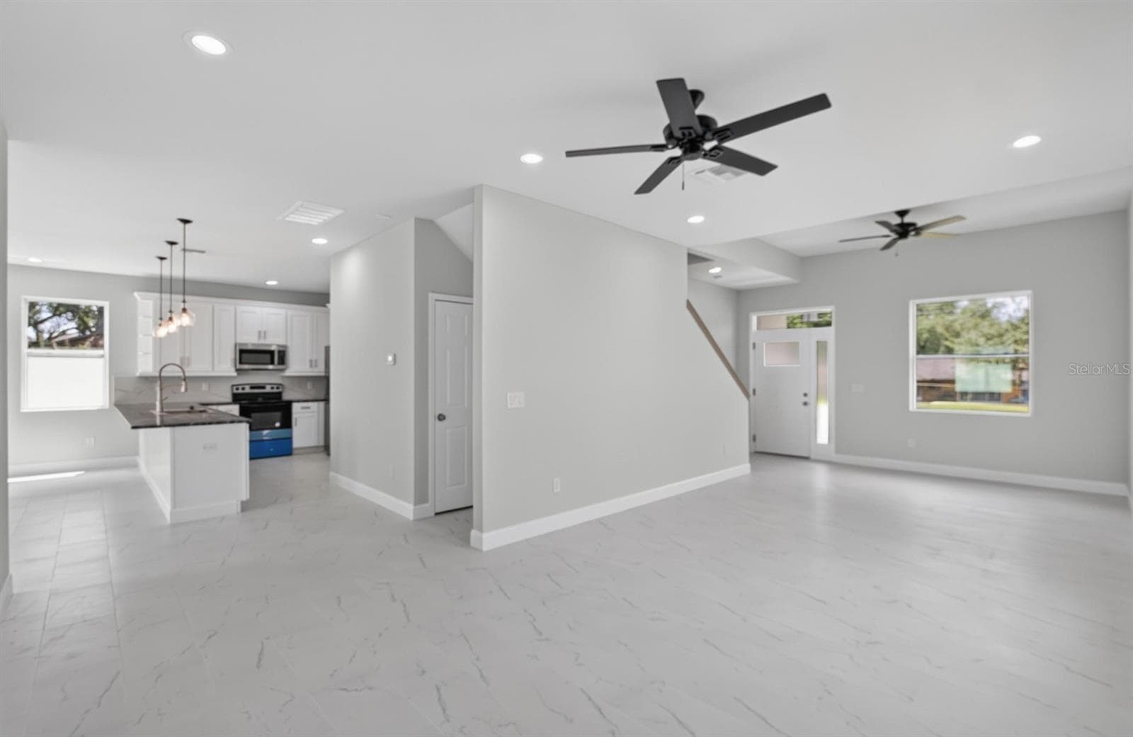 Single Family Residence at 11521 HIGDON DR, THONOTOSASSA, photo 17 of 42