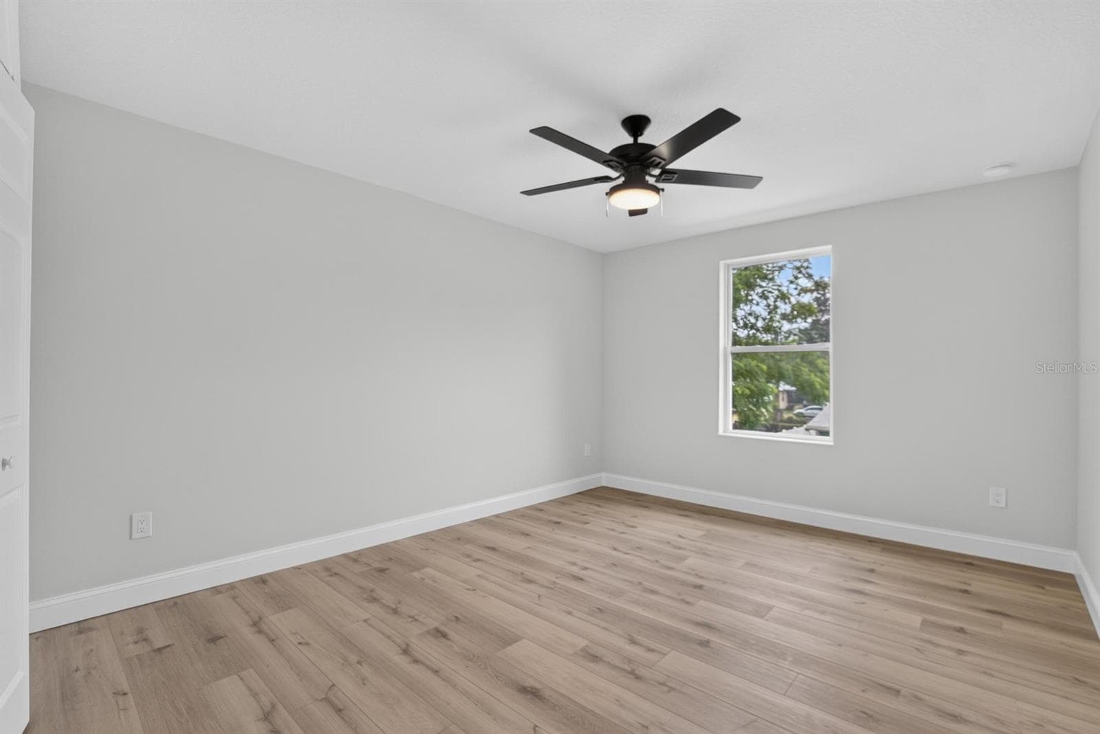 Single Family Residence at 11521 HIGDON DR, THONOTOSASSA, photo 40 of 42