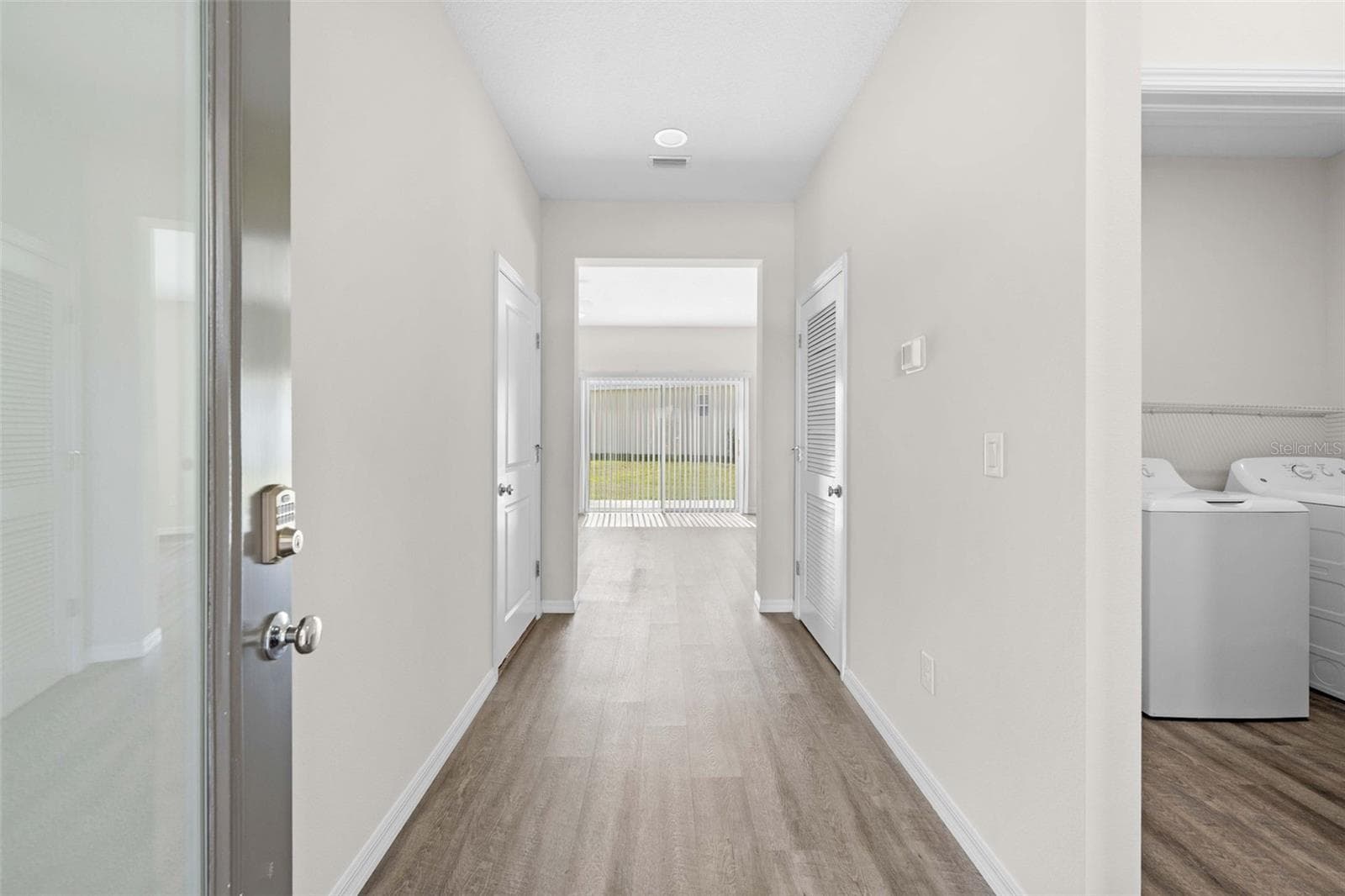 Single Family Residence at 8952 MISSISSIPPI RUN, WEEKI WACHEE, photo 5 of 76
