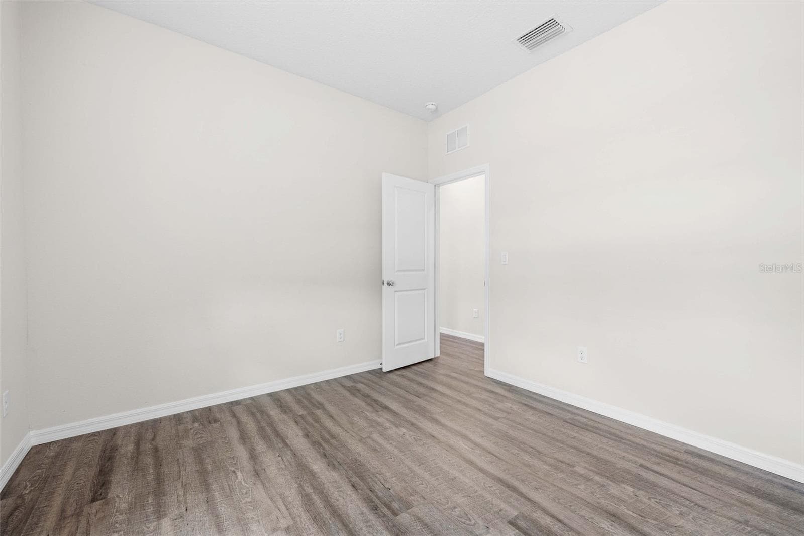 Single Family Residence at 8952 MISSISSIPPI RUN, WEEKI WACHEE, photo 34 of 76