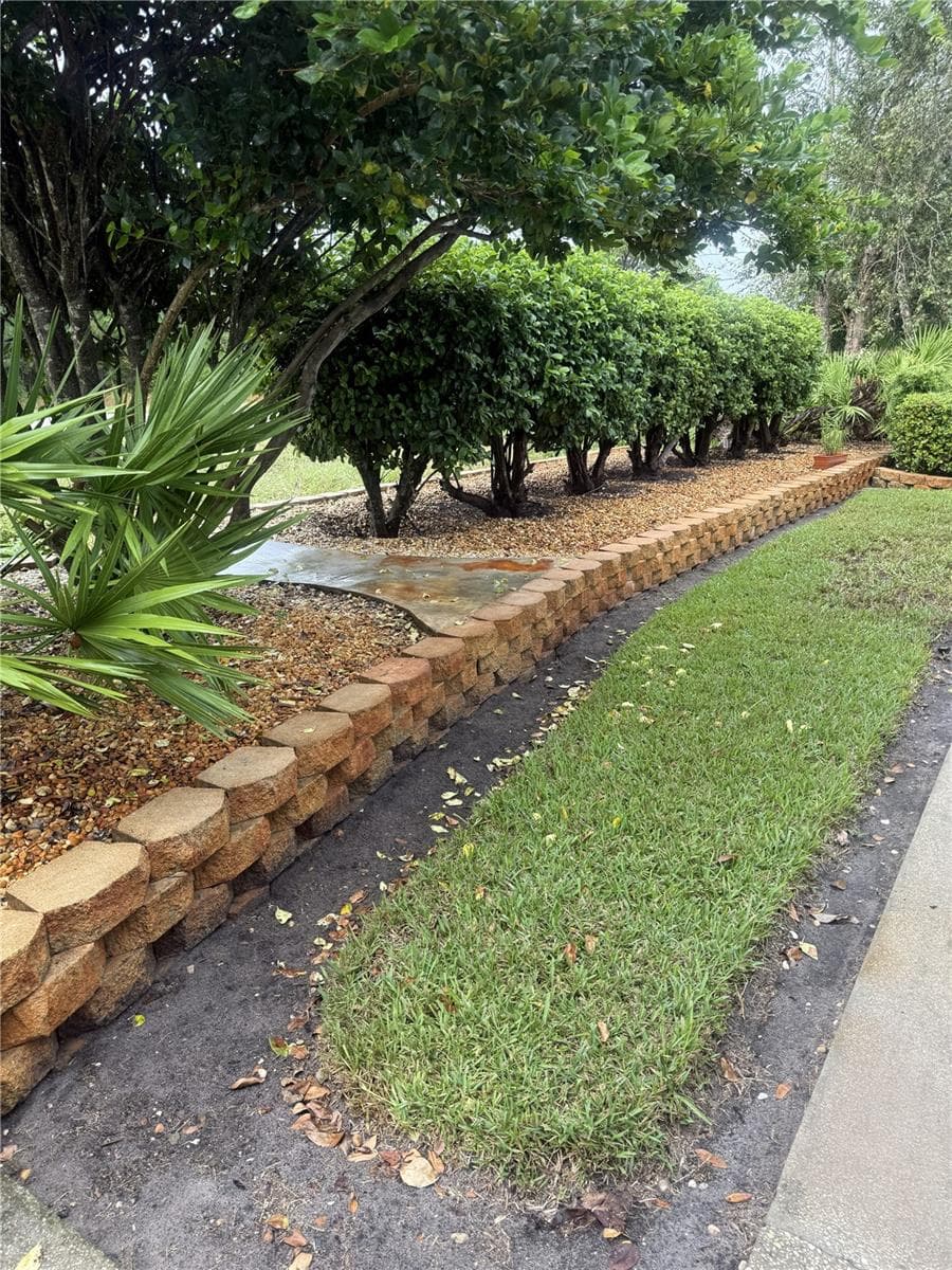 Single Family Residence at 85 LANCELOT DR, PALM COAST, photo 18 of 106