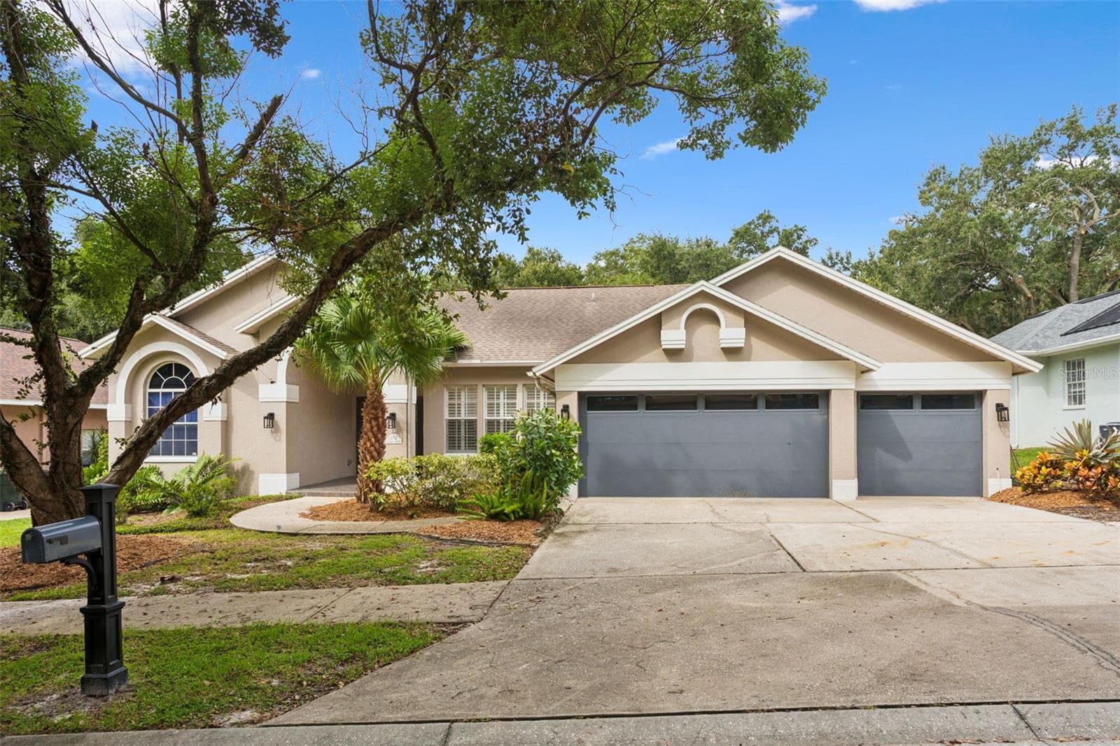 1707 LA FOREST AVE