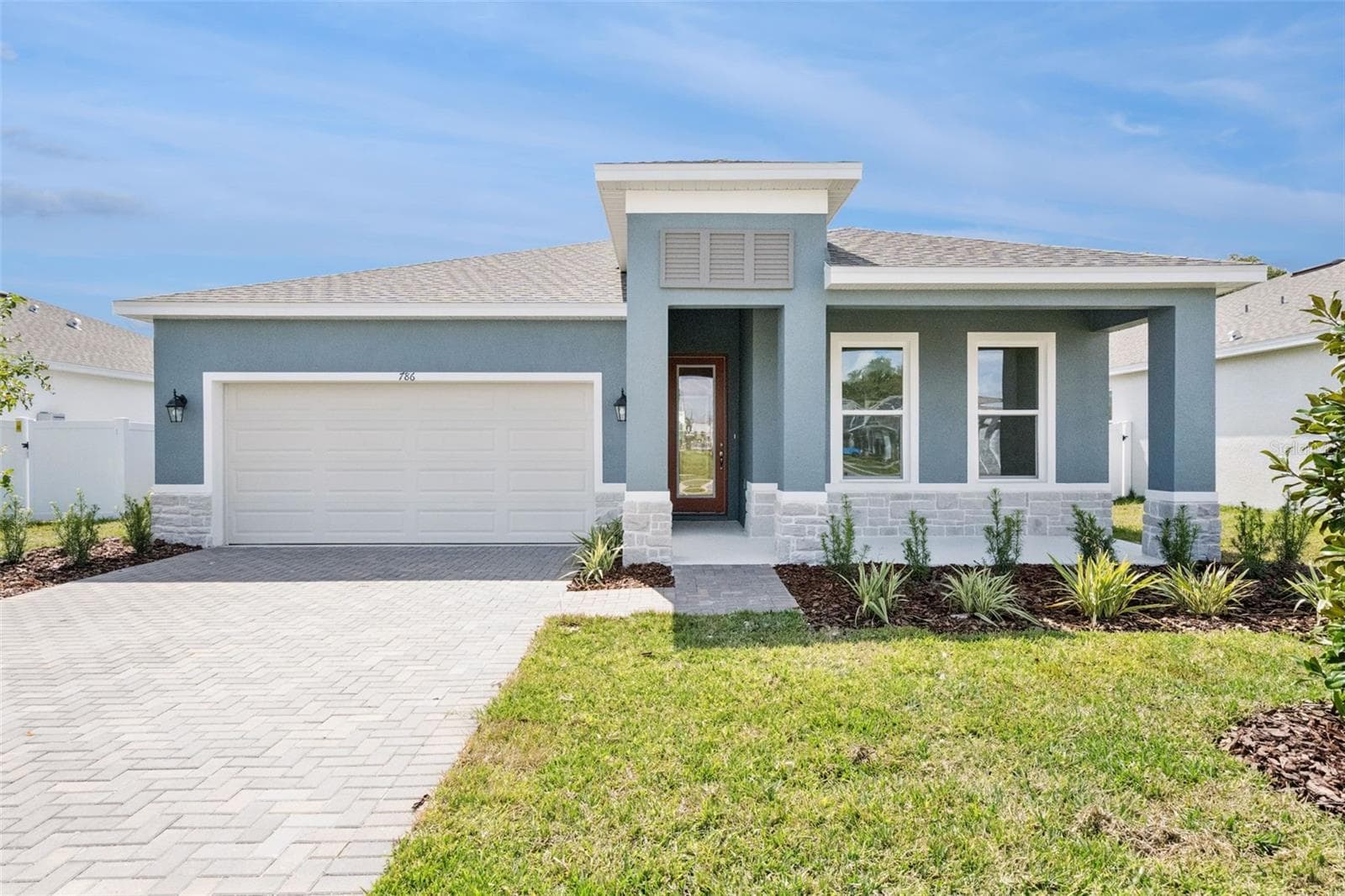 786 EMERALD GROVE DR