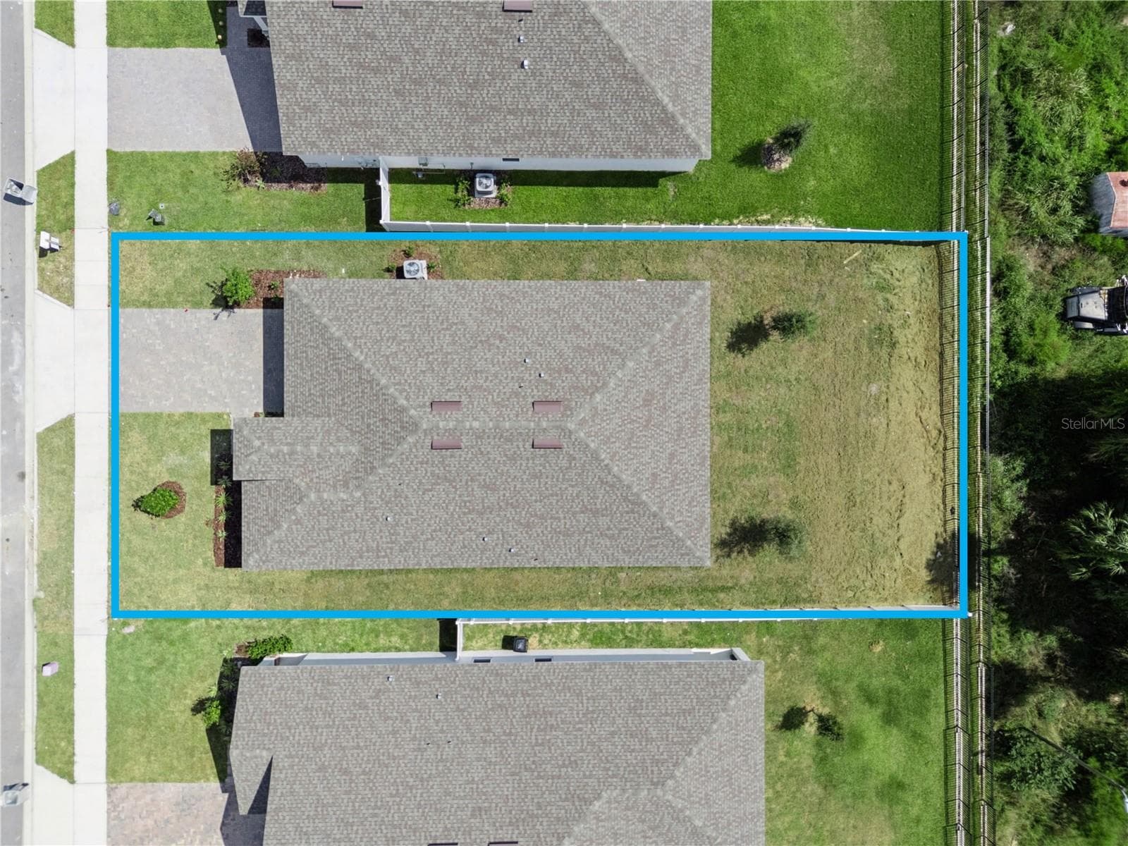 Single Family Residence at 786 EMERALD GROVE DR, APOPKA, photo 24 of 28