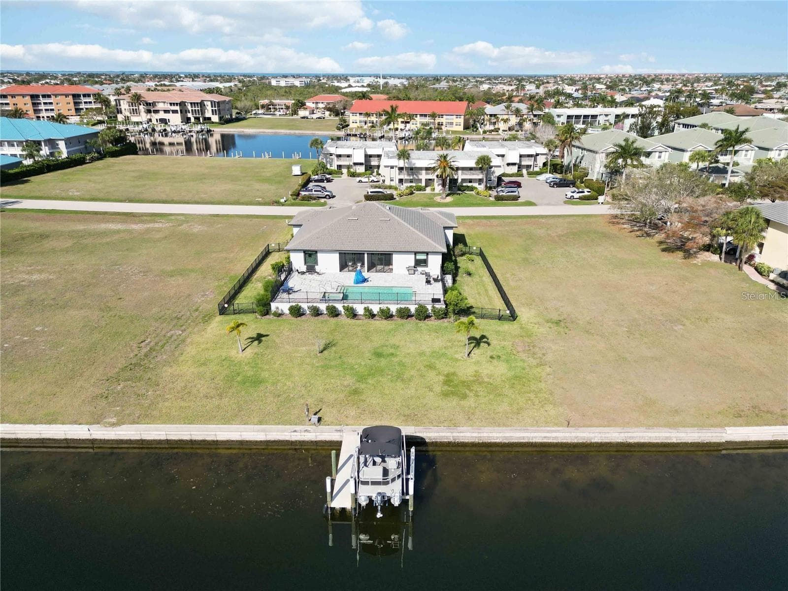 Duplex at 3240 WOODTHRUSH DR #111 & 112, PUNTA GORDA, photo 31 of 37