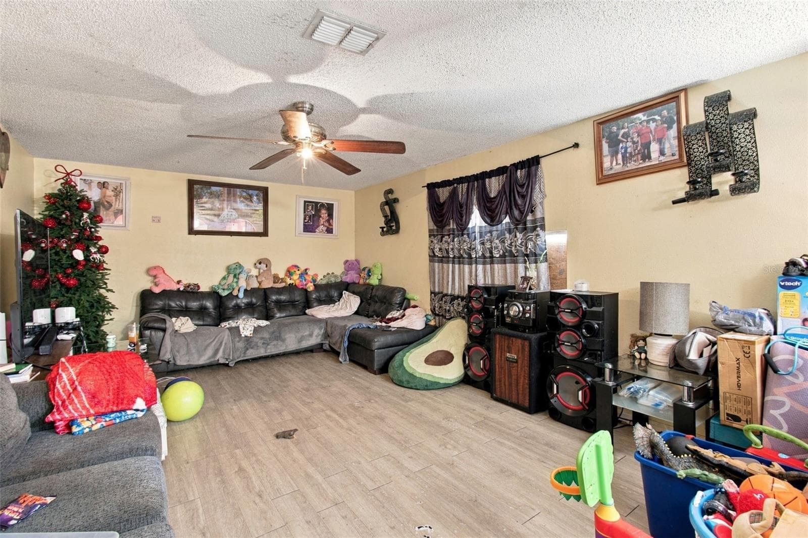 Single Family Residence at 1027 RONLIN ST, HAINES CITY, photo 6 of 32