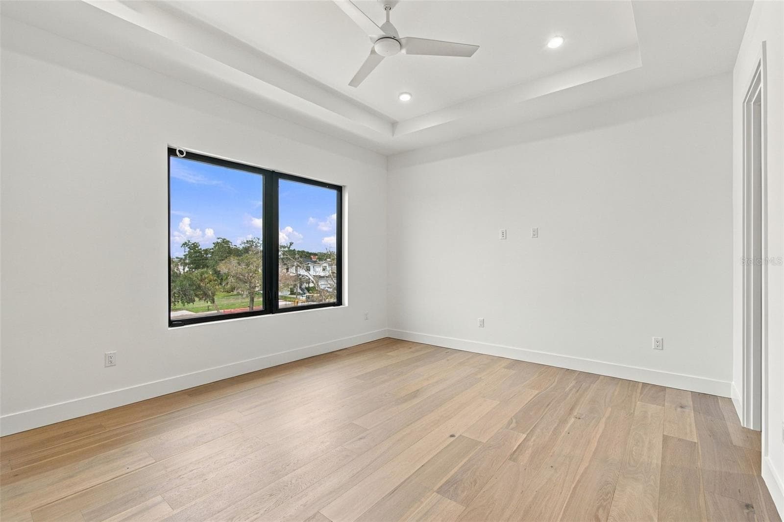 Single Family Residence at 5023 W LEONA ST, TAMPA, photo 49 of 70