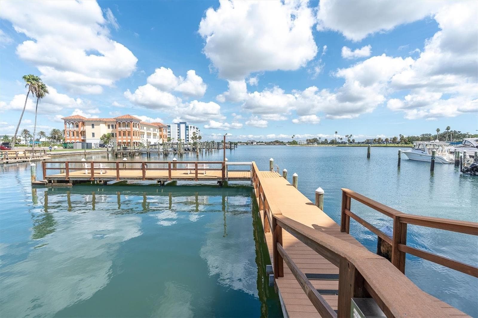 Fishing Pier w/cleaning station and water - 10355 PARADISE BLVD #208, TREASURE ISLAND