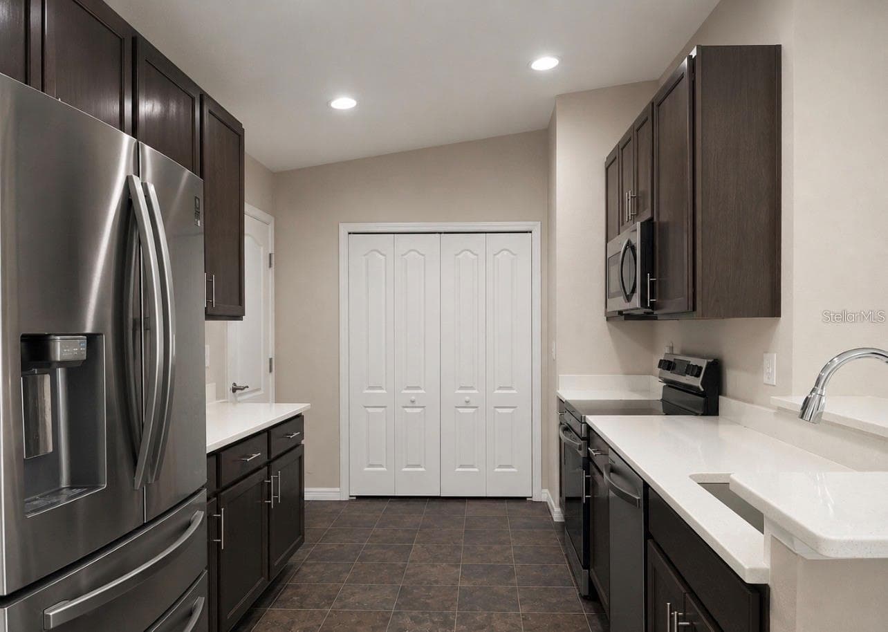 Single Family Residence at 276 ARBUTHNOT ST, WINTER HAVEN, photo 6 of 22
