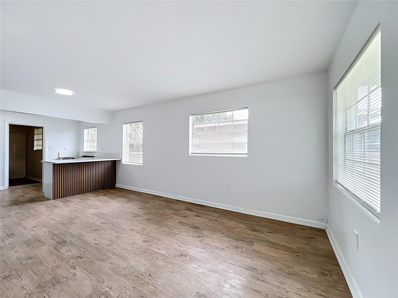 Living room - 1127 GROVE AVE, COCOA