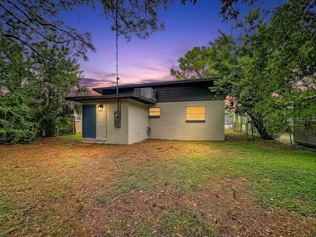Single Family Residence at 1127 GROVE AVE, COCOA, photo 23 of 27