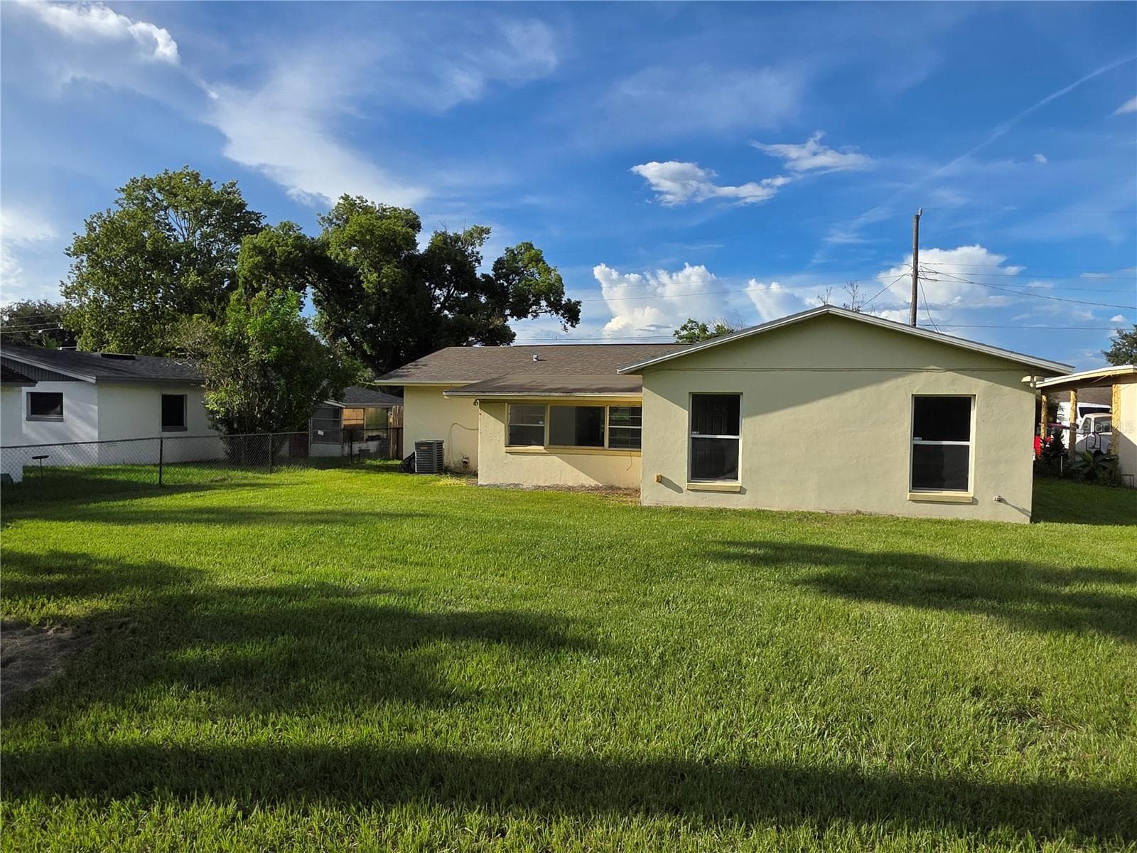 Single Family Residence at 336 GREENS END ST, ORLANDO, photo 16 of 17