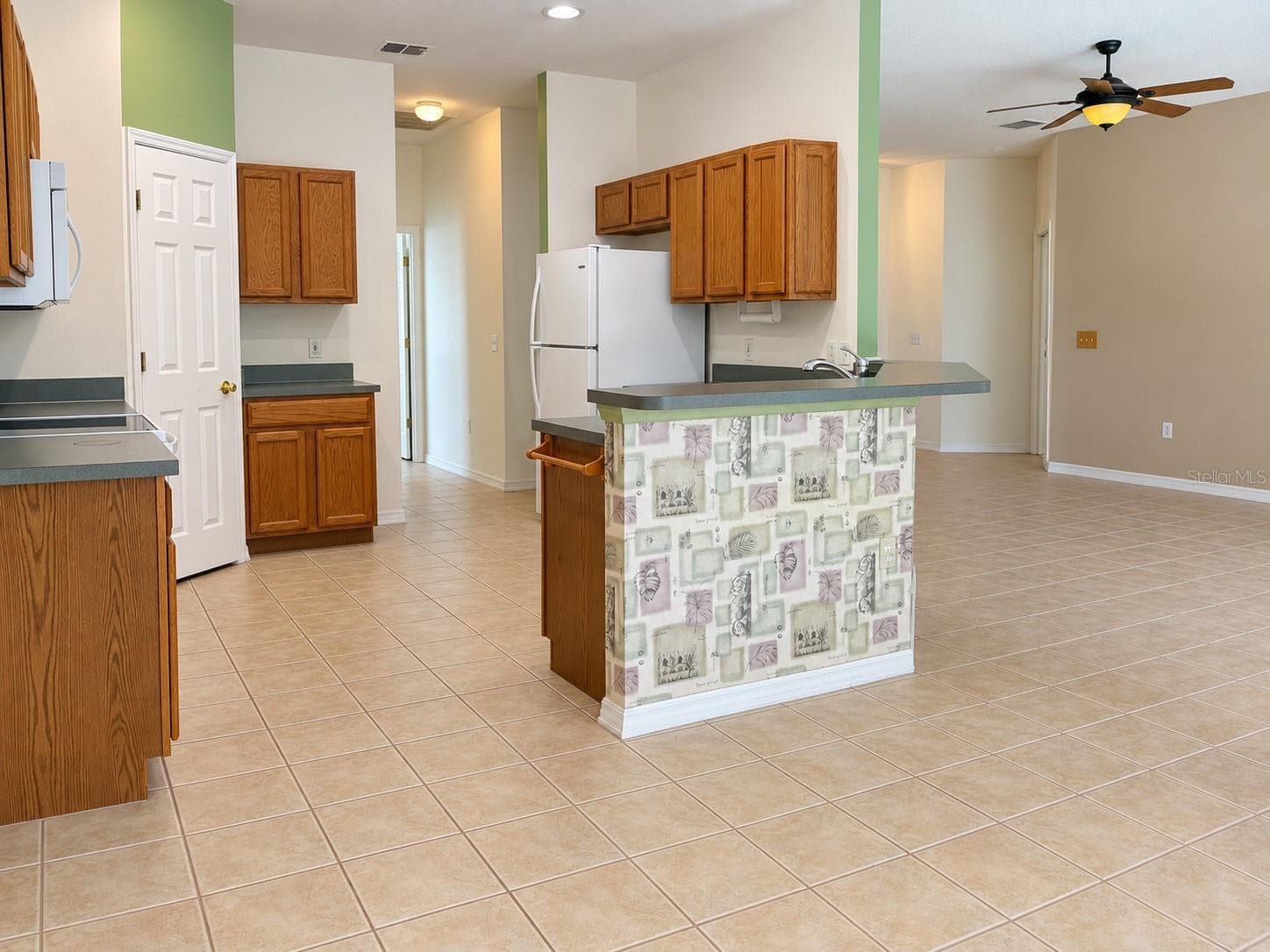 View from Dining Room - 219 KNOLL WOOD DR, POINCIANA