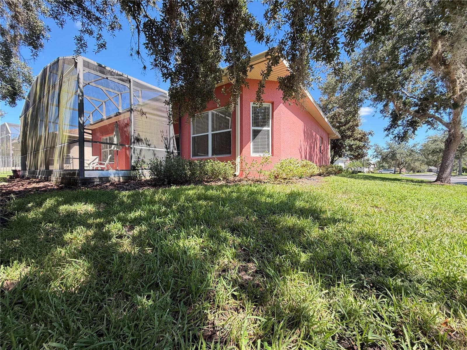 Corner Lot Backyard - 219 KNOLL WOOD DR, POINCIANA